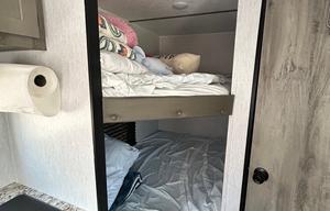 2026 Sunset Park RV Sun-Lite 21BH RV rental photo 14