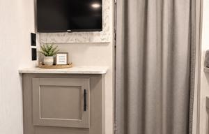 Family Bunkhouse for 9, Inverter, Solar, Tankless