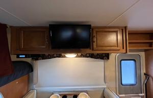 MIRA - 2017 Winnebago Minnie Winnie 31H