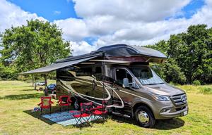 Luxury Mercedes Sprinter Jayco Melbourne Prestige