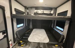 2022 Fuel 305 RV rental photo 6