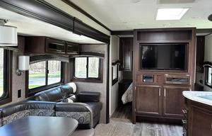 Stocked Bunk House Sleeps 10