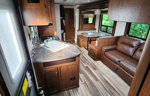 2017 Jayco Jay Flight 27BHS