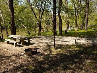 Houchin Ferry Campground - Primitive Campsites