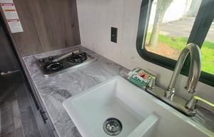 Hit the road with our RV rental! 2022 Gulf Stream