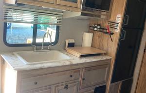 SKIP'N ROCKS PET FRIENDLY RV RENTAL