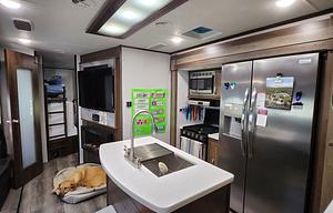 Bunkhouse!Sleeps 10, Spacious, Pet Friendly,Island