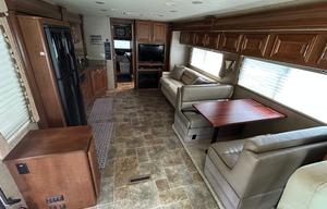 2013 Thor Motor Coach Challenger 37DT RV rental photo 1
