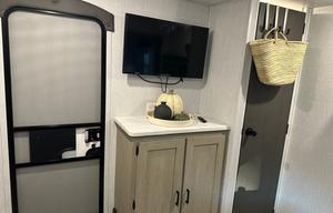 2024 Forest River RV Salem 36VBDSX RV rental photo 6