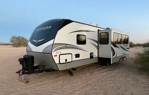 2021 Keystone Cougar 29BHS fully loaded and bunks