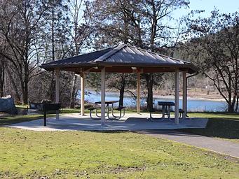 Small day use pavilion at Pink House Recreation Site.