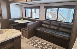 2021 Dutchmen RV Coleman Lantern Series 334BH RV rental photo 18