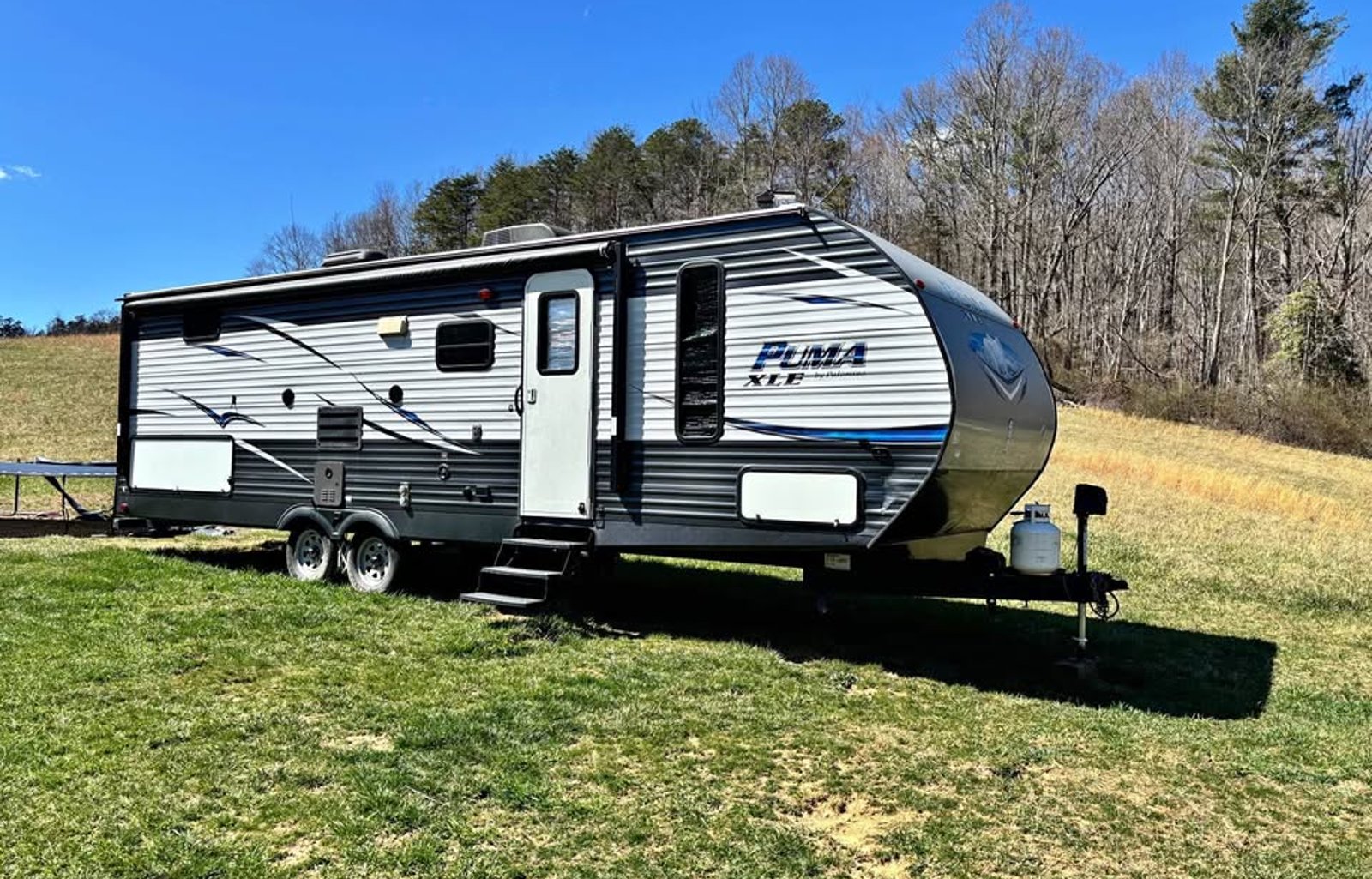 2017 Palomino Puma XLE 27RBQC