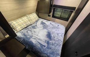 2022 Jayco 267BH 26 ft. Bunk House with Slide Out