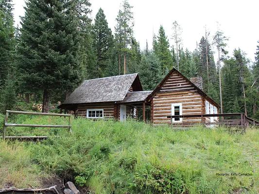 001, Loop: AREA MAXEY CABIN