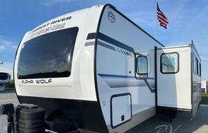 2025 Alpha Wolf Bunkhouse | Sleeps 8 | Deliverable