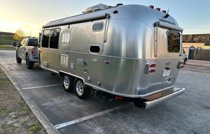 2019 Airstream RV Flying Cloud 23CB RV rental photo 2