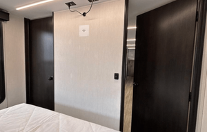 Brand New Ultimate Family Bunkhouse RV