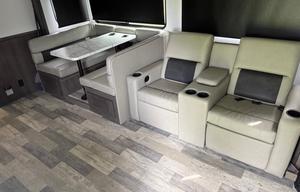 Pet/festival friendly RV WITH washer/dryer!!!