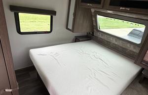 2023 Keystone RV Cougar Half-Ton 27BHS
