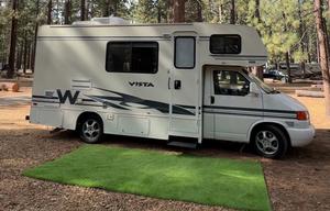 2002 Winnebago Vista 26P