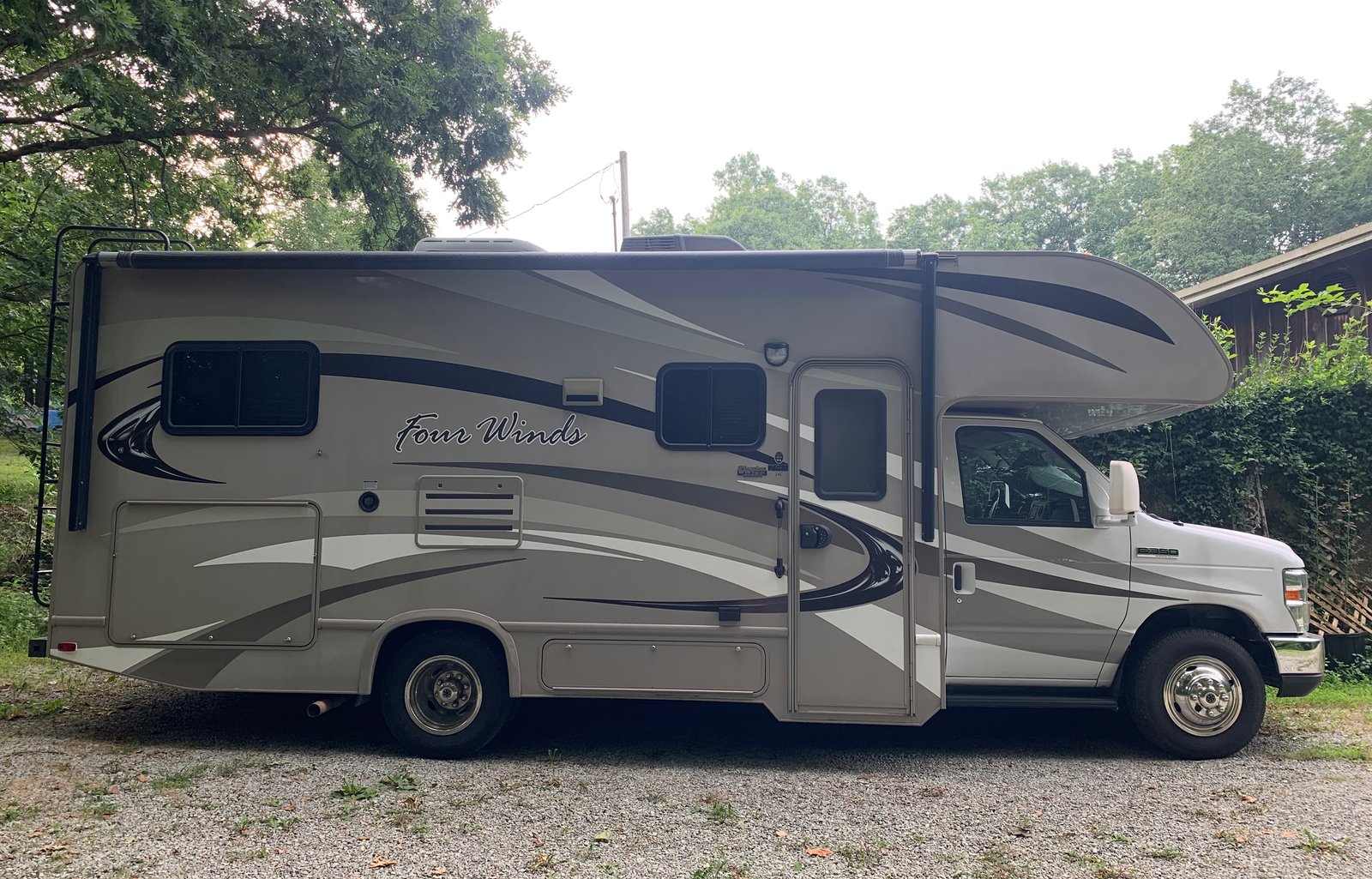 Velvet - A Smooth Ride RV Rental