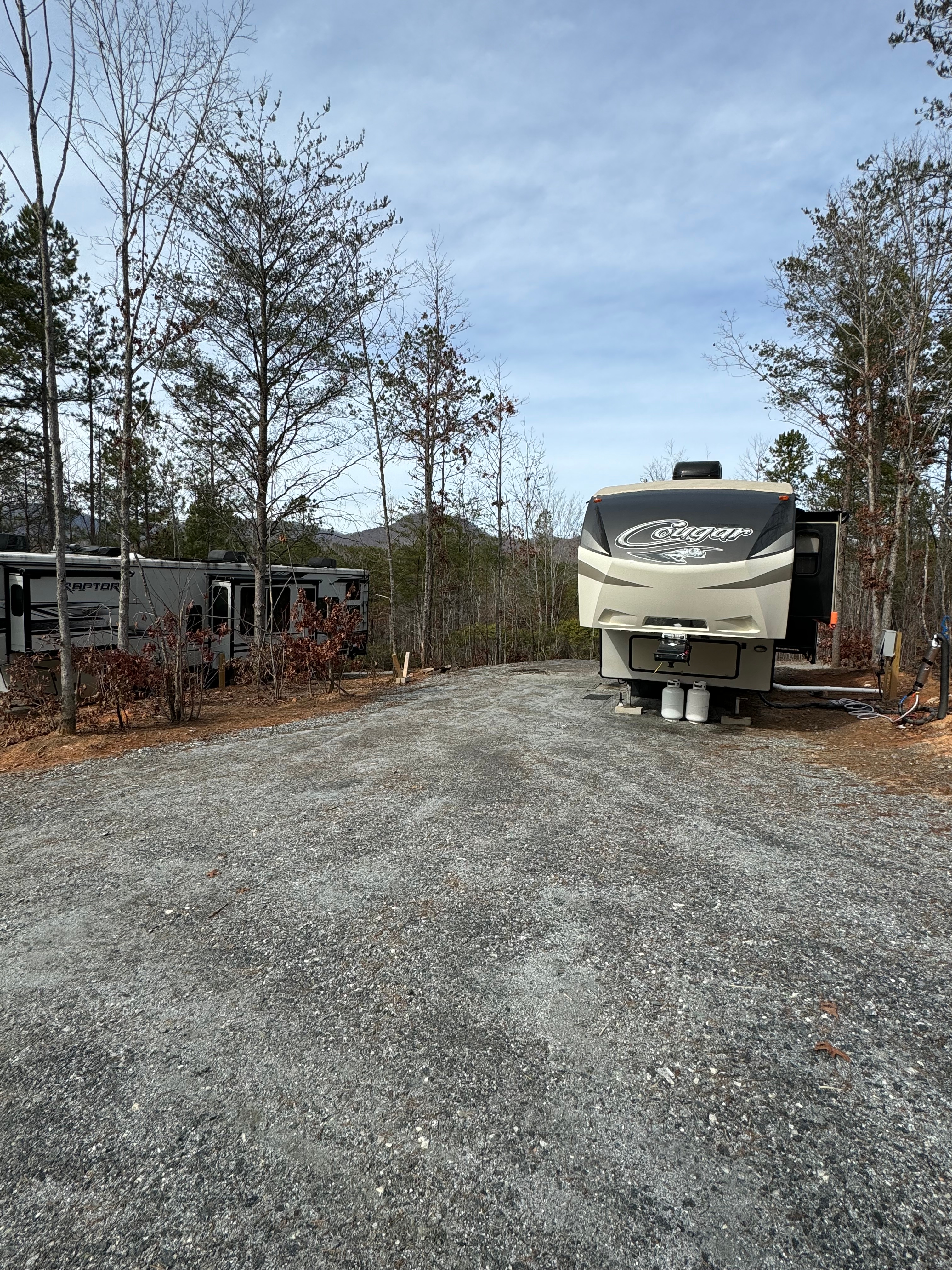 Peek of the Mountains Campground & RV Park