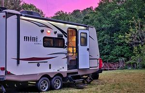 Smoky Mountain Therapy + Perfect for Couples