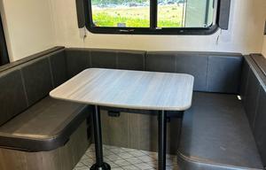 Brand New 5th wheel