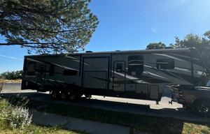 The Raptor. Outdoor Kitchen & Party Deck!