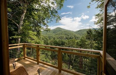 Paint Rock Farm (glamping cabins)