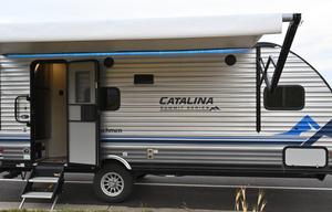 Coachmen RV Catalina Summit Series 7 184FQS