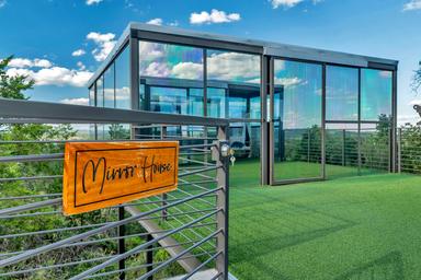 The Retreat on the Hill