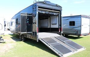2016 Winnebago Industries Towables Spyder 28SC