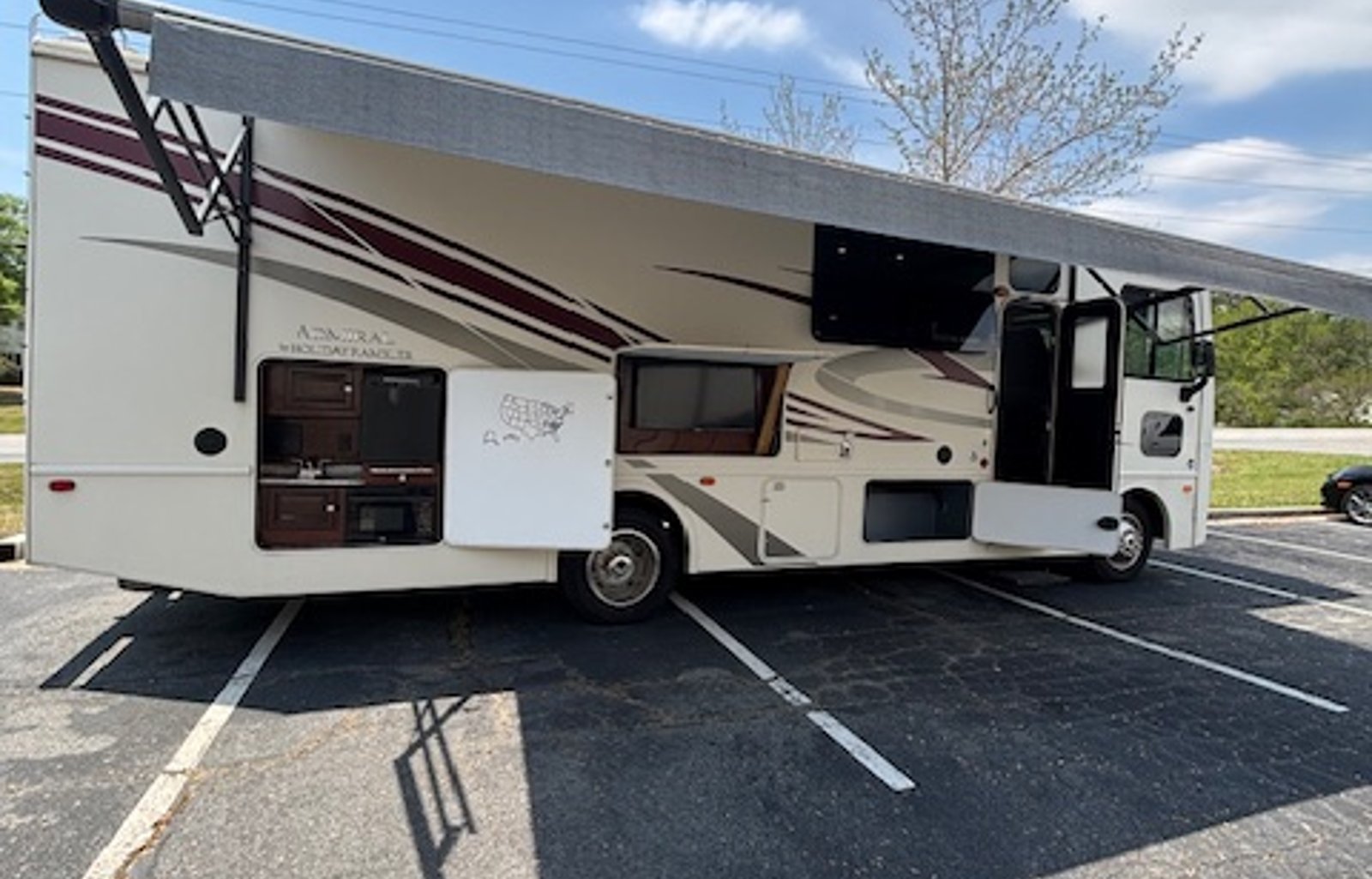Travel with Ease & Comfort! Pets Welcome