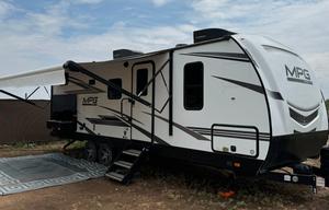 Cozy West Texas RV