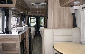 2020 Winnebago Boldt 70BL 4x4