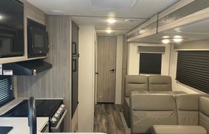 2021 Passport SL 282QB RV rental photo 8