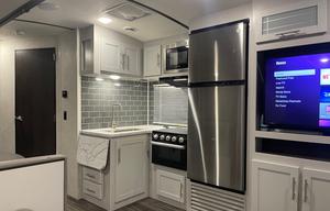 Luxury KeyStone Large Family Friendly RV