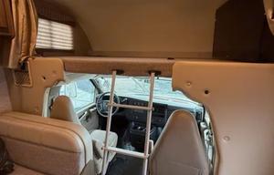 "Dorothy" - Easy Drive-24' Thor Elite - Sleeps 4-6