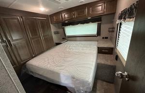 Forest River Rockwood Ultra Lite 2902SW