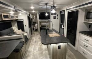 2024 Palomino Puma 32BH2B RV rental photo 10