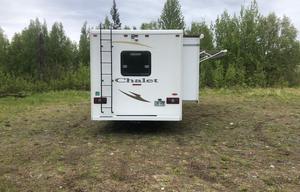 2014 Winnebago chalet 31JR Bunk house #10