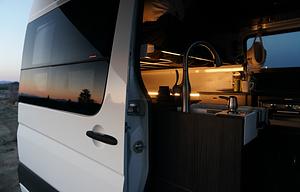 Winter Ready 4x4 Sprinter 2500 w Starlink option