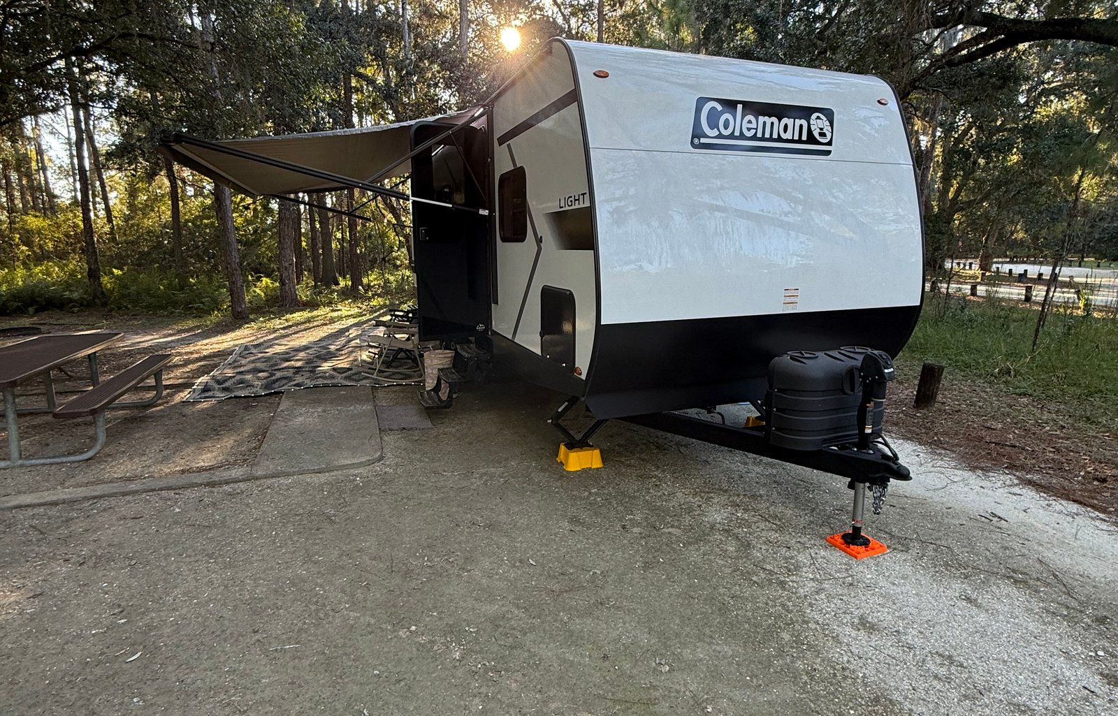 2025 Coleman Light with Bunkhouse
