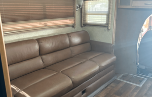 2008 Winnebago Cambria 27K RV rental photo 5