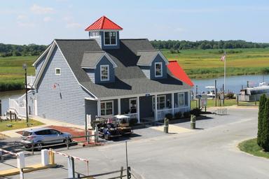 Steamboat Landing RV Park & Marina