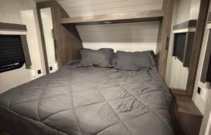 2021 Salem Cruise Lite T241BHXL RV rental photo 12