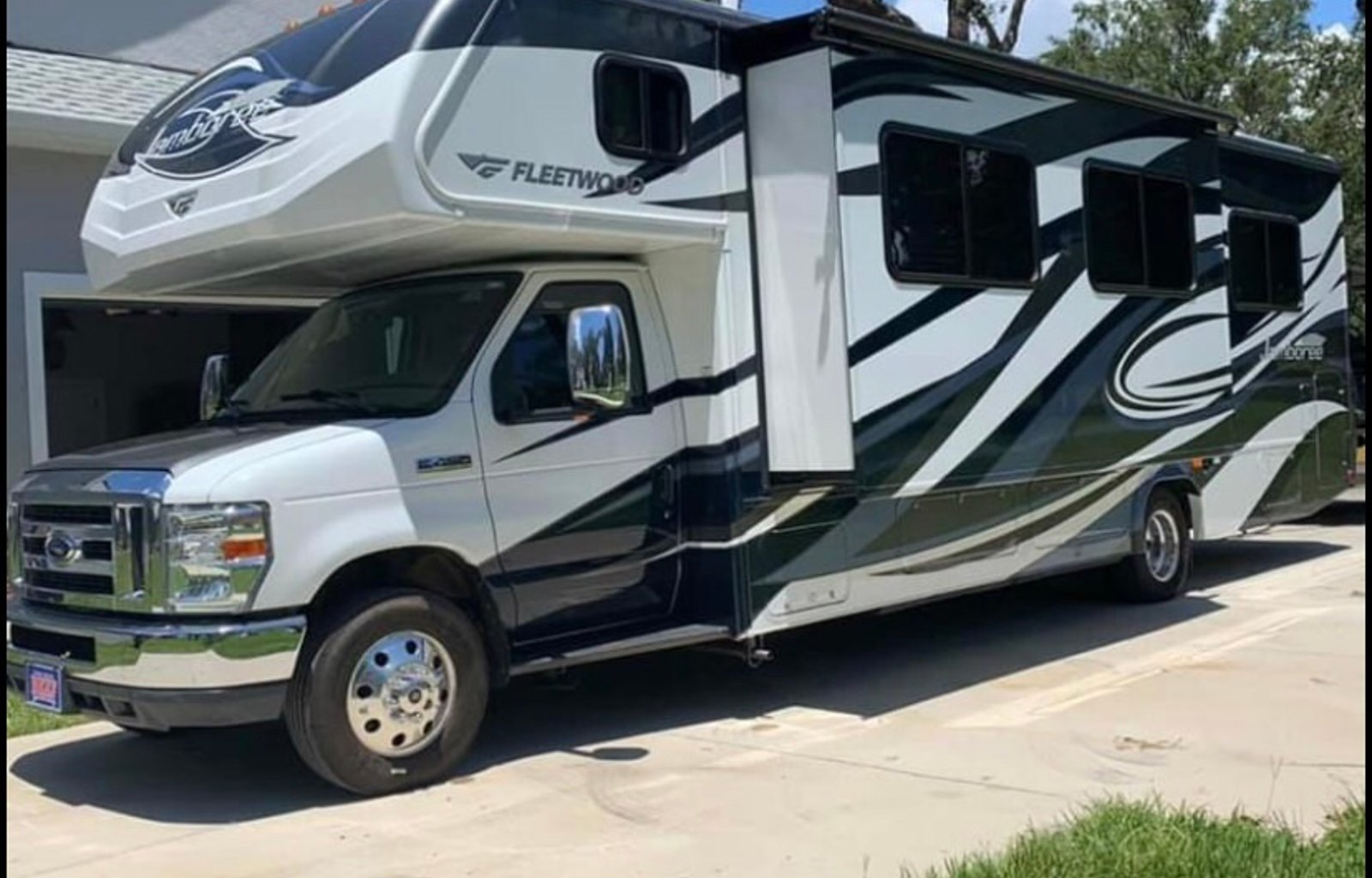 Fleetwood Jamboree CLASS C RV