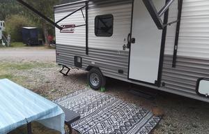 2024 Coleman 17B RV rental photo 2